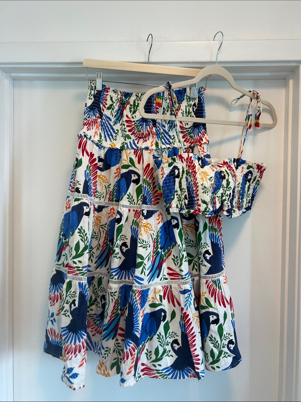House of Harlow 1960 White Tiered Skirt Set with Blue Parrot Print
